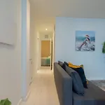 Host Wise - Cheerful Sunny Flat - Historic Center