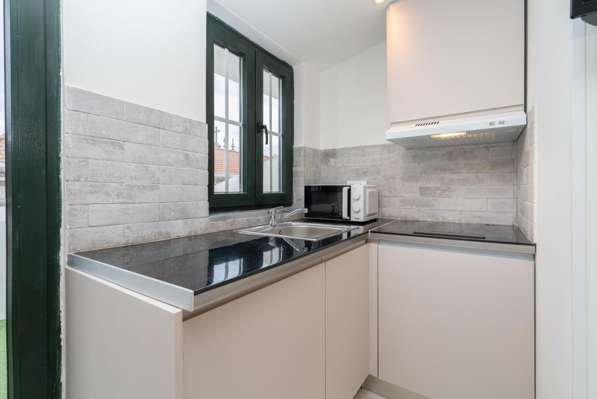 Apartamento Host Wise - Cheerful Sunny Flat - Historic Center